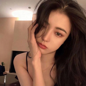 美女晚内衣脱内裤
