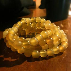 美女晚内衣脱内裤
