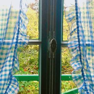 美女晚内衣脱内裤
