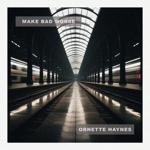 美女晚内衣脱内裤
